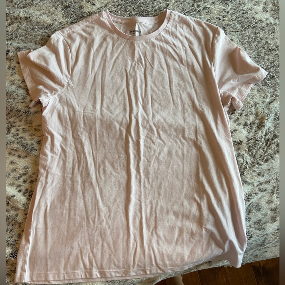 Goodfellow Pink Tee 🩷 Size Large